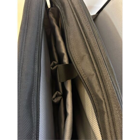 Samsonite laptop computer bag padded black 17x14x5.5" multi compartments - Picture 8 of 12